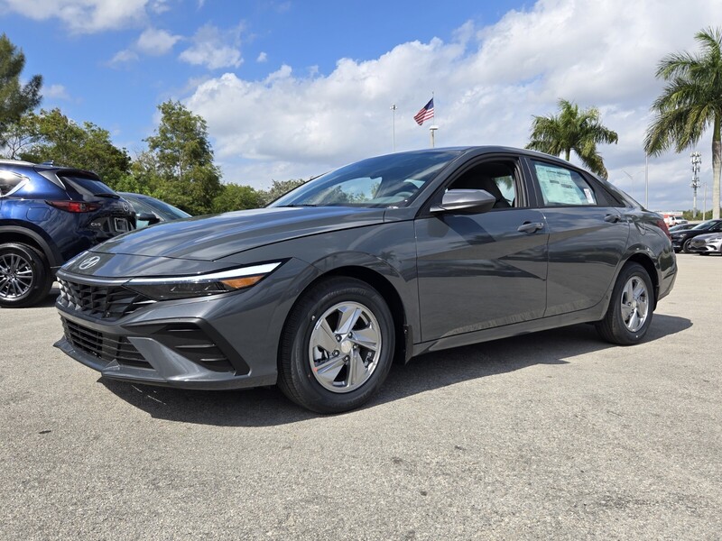 New 2026 HYUNDAI ELANTRA SE IVT in DAVIE, FLORIDA