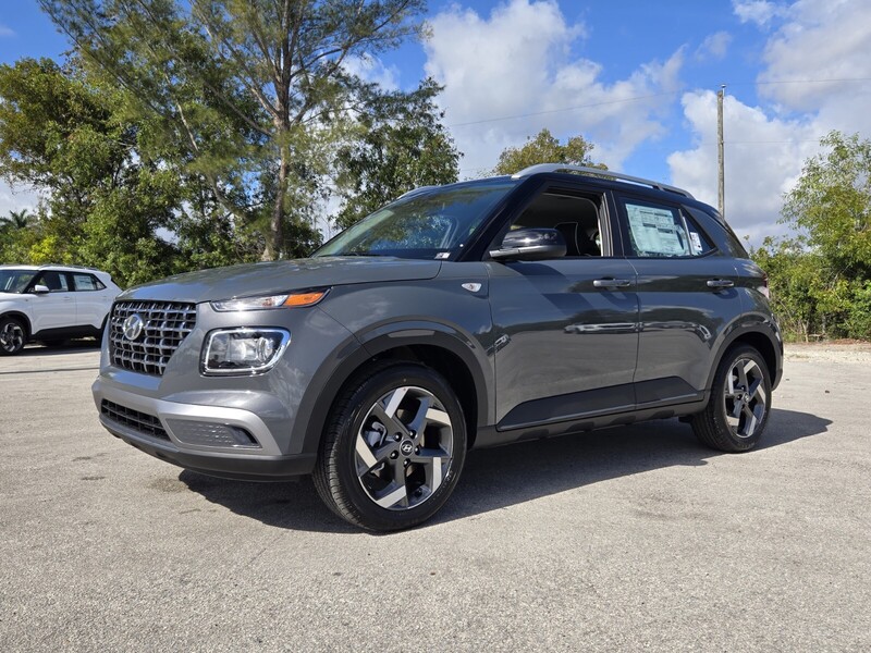 New 2026 HYUNDAI VENUE SEL FWD W/TWO-TONE ROOF in DAVIE, FLORIDA