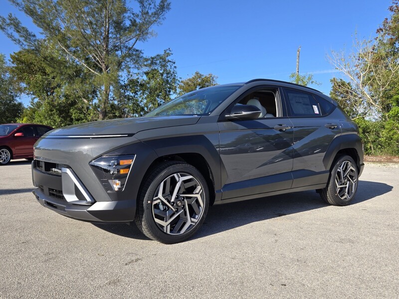 New 2026 HYUNDAI KONA SEL PREMIUM FWD in DAVIE, FLORIDA