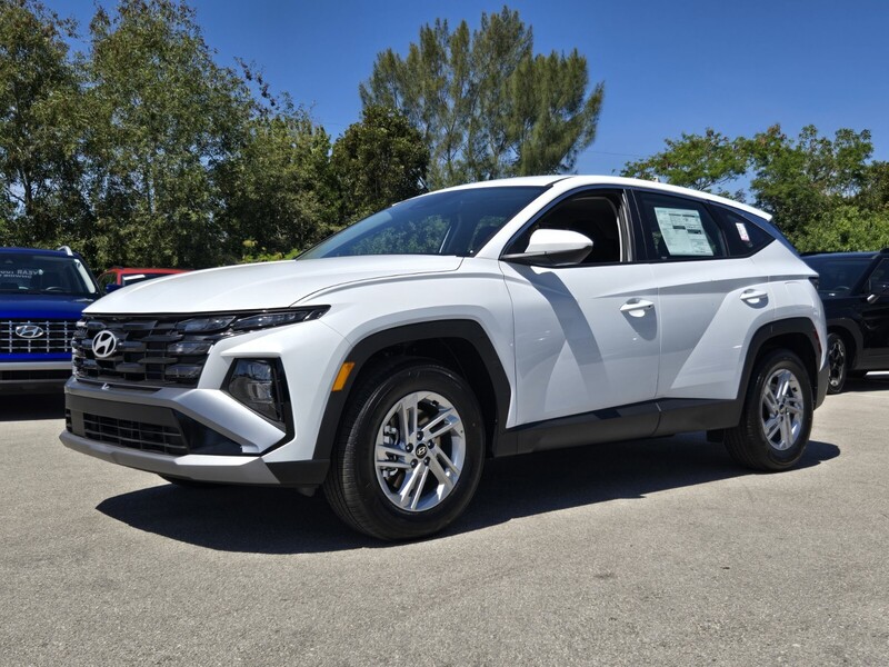 New 2026 HYUNDAI TUCSON SE FWD in DAVIE, FLORIDA