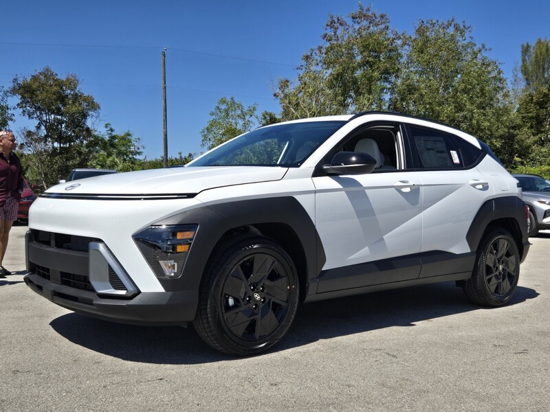 New 2026 HYUNDAI KONA SEL SPORT FWD in DAVIE, FLORIDA