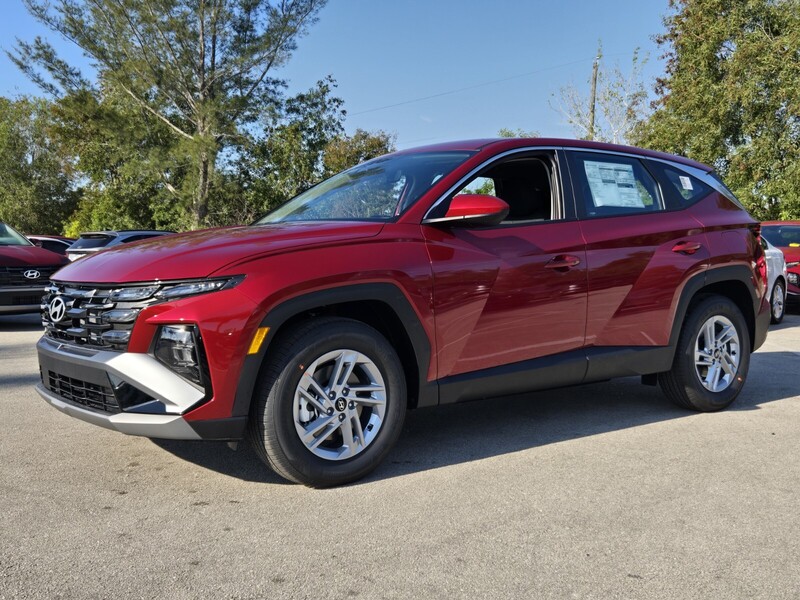 New 2026 HYUNDAI TUCSON SE FWD in DAVIE, FLORIDA