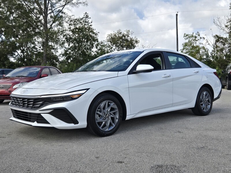 New 2025 HYUNDAI ELANTRA HYBRID BLUE DCT in DAVIE, FLORIDA
