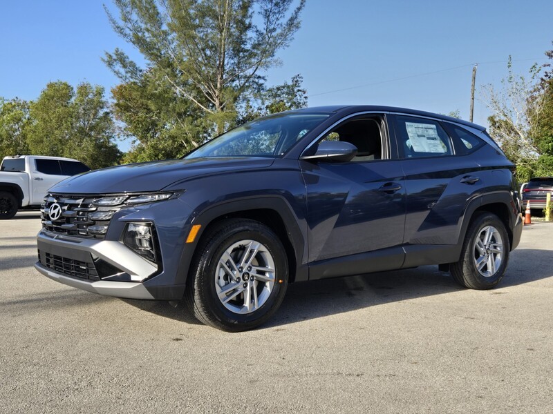 New 2026 HYUNDAI TUCSON SE FWD in DAVIE, FLORIDA