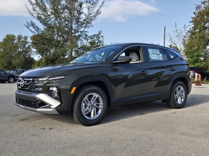 New 2026 HYUNDAI TUCSON SE FWD in DAVIE, FLORIDA