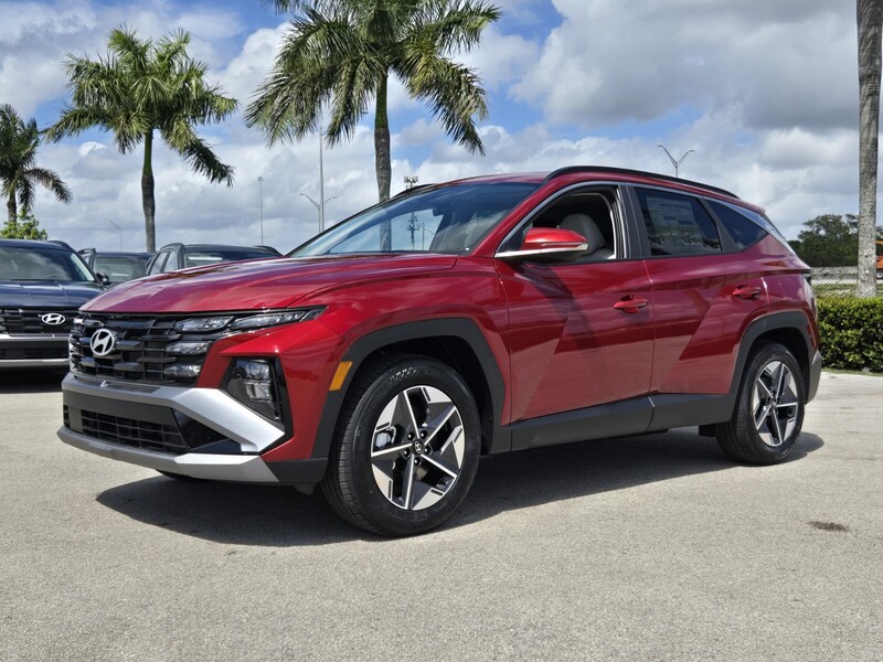 New 2026 HYUNDAI TUCSON SEL PREMIUM FWD in DAVIE, FLORIDA