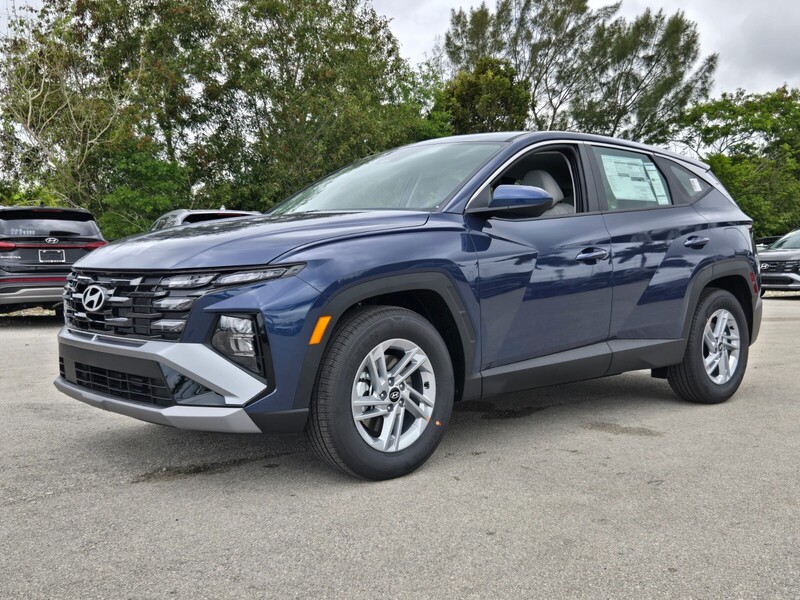 New 2026 HYUNDAI TUCSON SE FWD in DAVIE, FLORIDA