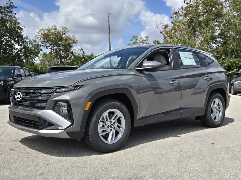 New 2026 HYUNDAI TUCSON SE FWD in DAVIE, FLORIDA