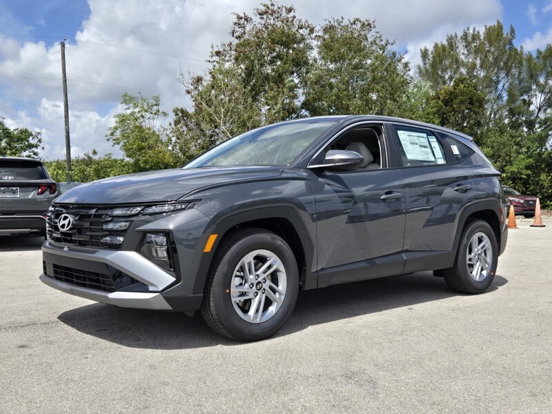 New 2026 HYUNDAI TUCSON SE FWD in DAVIE, FLORIDA
