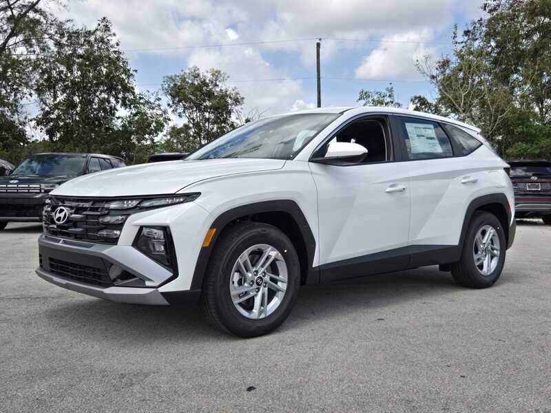 New 2026 HYUNDAI TUCSON SE FWD in DAVIE, FLORIDA