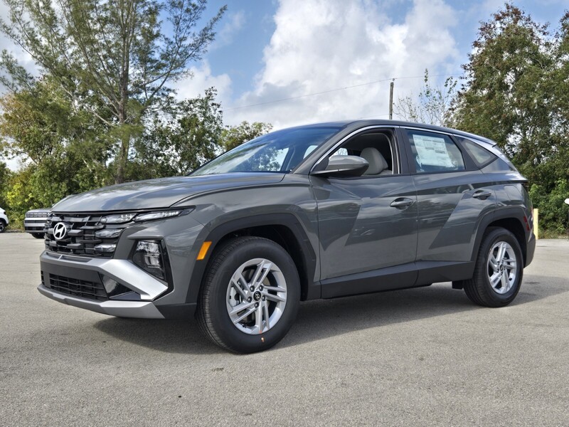 New 2026 HYUNDAI TUCSON SE FWD in DAVIE, FLORIDA
