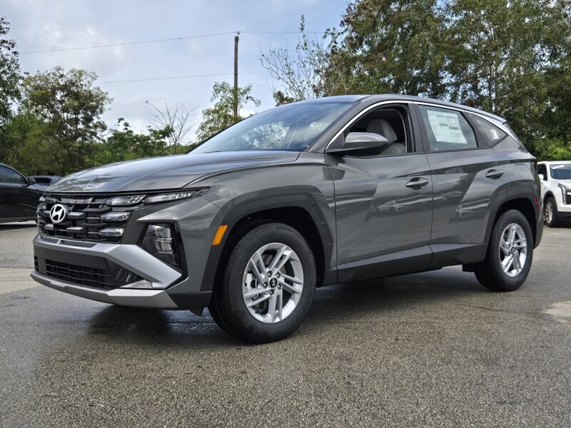 New 2026 HYUNDAI TUCSON SE FWD in DAVIE, FLORIDA