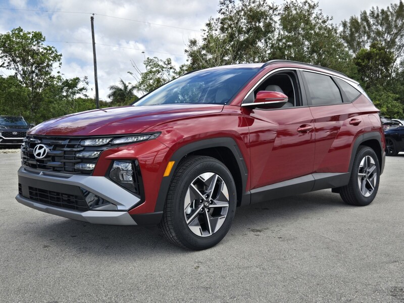 New 2026 HYUNDAI TUCSON SEL PREMIUM FWD in DAVIE, FLORIDA