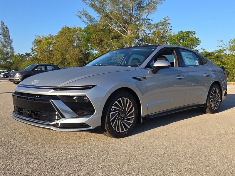New 2026 HYUNDAI SONATA SEL FWD in DAVIE, FLORIDA