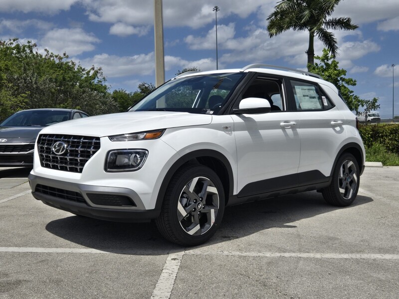 New 2026 HYUNDAI VENUE SEL FWD in DAVIE, FLORIDA