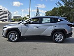 New 2026 HYUNDAI TUCSON SE FWD in DAVIE, FLORIDA (Photo 2)