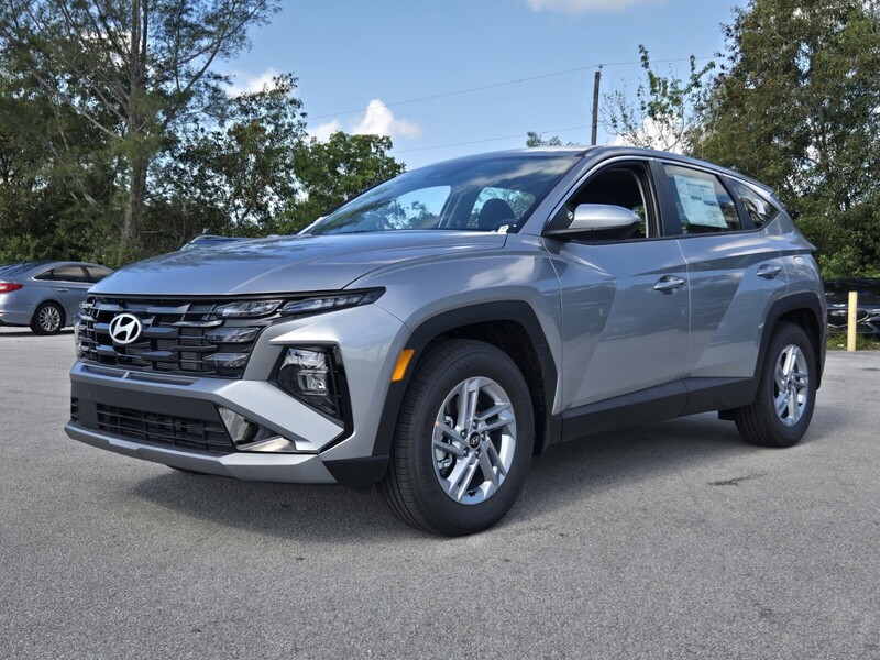New 2026 HYUNDAI TUCSON SE FWD in DAVIE, FLORIDA