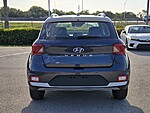 New 2026 HYUNDAI VENUE SEL FWD W/TWO-TONE ROOF in DAVIE, FLORIDA (Photo 4)