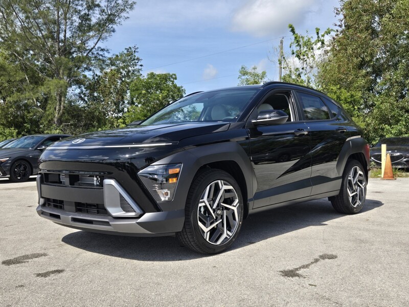 New 2026 HYUNDAI KONA SEL PREMIUM FWD in DAVIE, FLORIDA