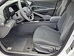 New 2026 HYUNDAI ELANTRA SEL SPORT PREMIUM SEDAN in DAVIE, FLORIDA (Photo 5)