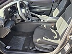 New 2026 HYUNDAI ELANTRA SEL SPORT PREMIUM SEDAN in DAVIE, FLORIDA (Photo 5)