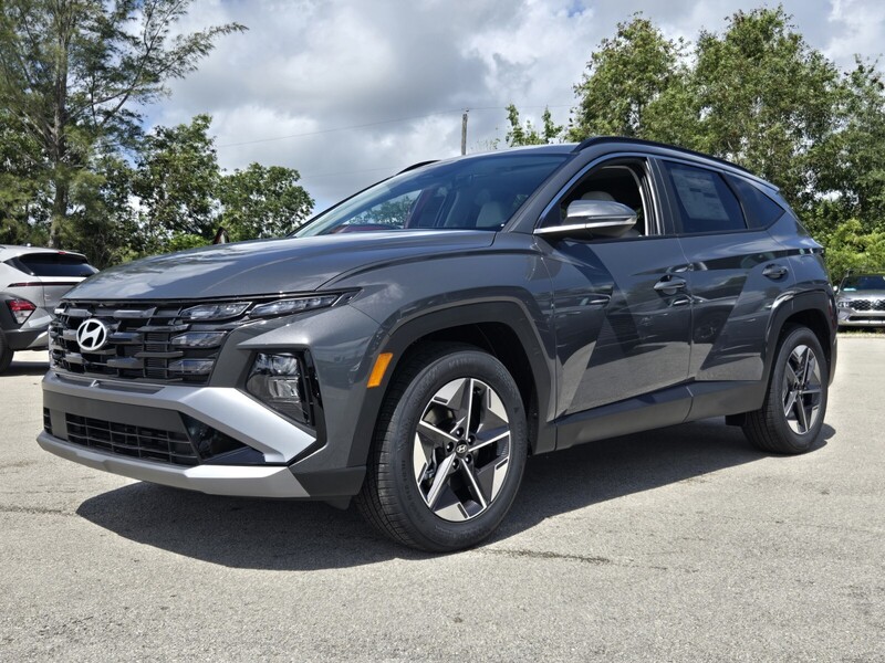 New 2026 HYUNDAI TUCSON SEL PREMIUM FWD in DAVIE, FLORIDA