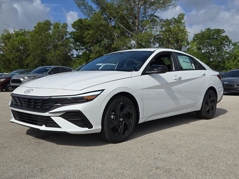 New 2026 HYUNDAI ELANTRA SEL SPORT SEDAN in DAVIE, FLORIDA