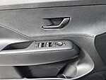 New 2026 HYUNDAI KONA SE FWD in DAVIE, FLORIDA (Photo 14)