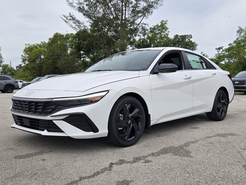 New 2026 HYUNDAI ELANTRA SEL SPORT PREMIUM SEDAN in DAVIE, FLORIDA