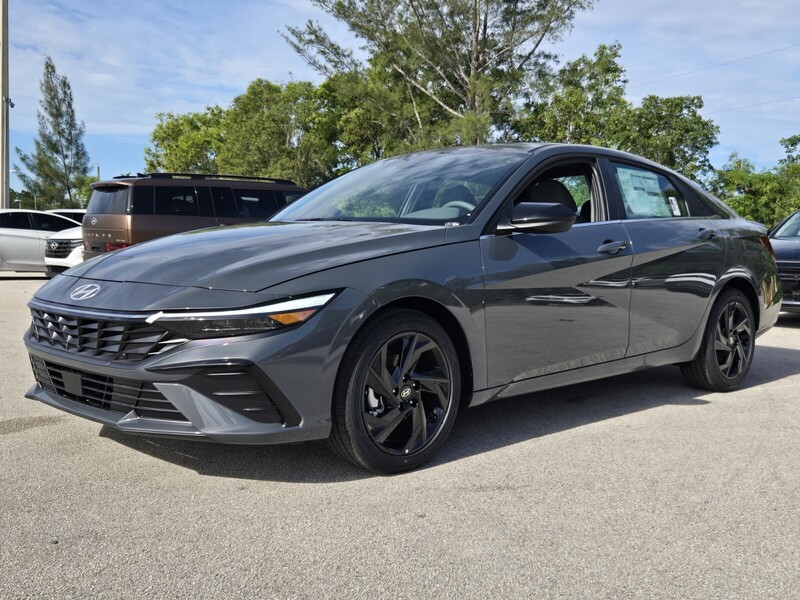 New 2026 HYUNDAI ELANTRA SEL SPORT PREMIUM SEDAN in DAVIE, FLORIDA