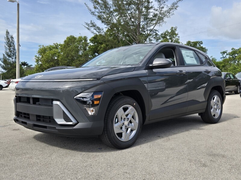 New 2026 HYUNDAI KONA SE FWD in DAVIE, FLORIDA