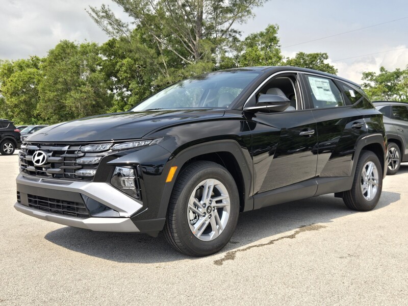 New 2026 HYUNDAI TUCSON SE FWD in DAVIE, FLORIDA