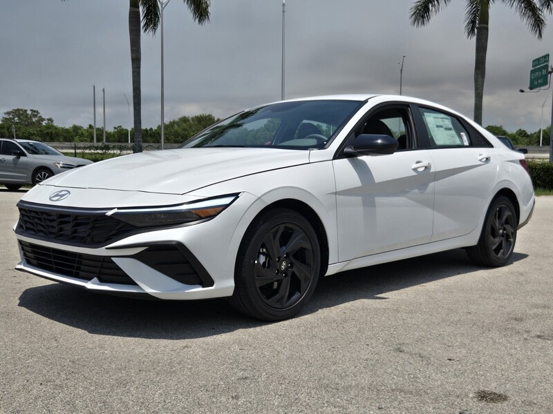 New 2026 HYUNDAI ELANTRA SEL SPORT SEDAN in DAVIE, FLORIDA