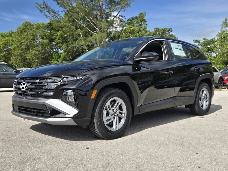 New 2026 HYUNDAI TUCSON SE FWD in DAVIE, FLORIDA