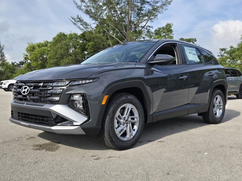 New 2026 HYUNDAI TUCSON SE FWD in DAVIE, FLORIDA