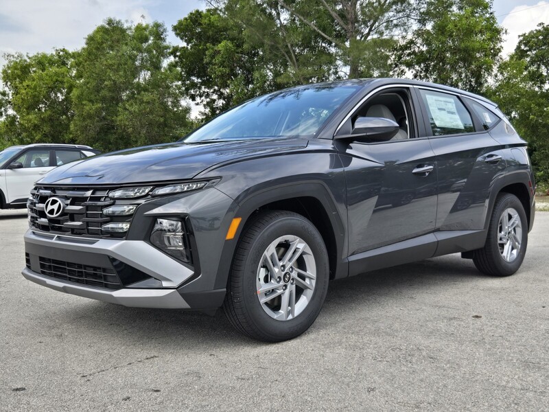 New 2026 HYUNDAI TUCSON SE FWD in DAVIE, FLORIDA