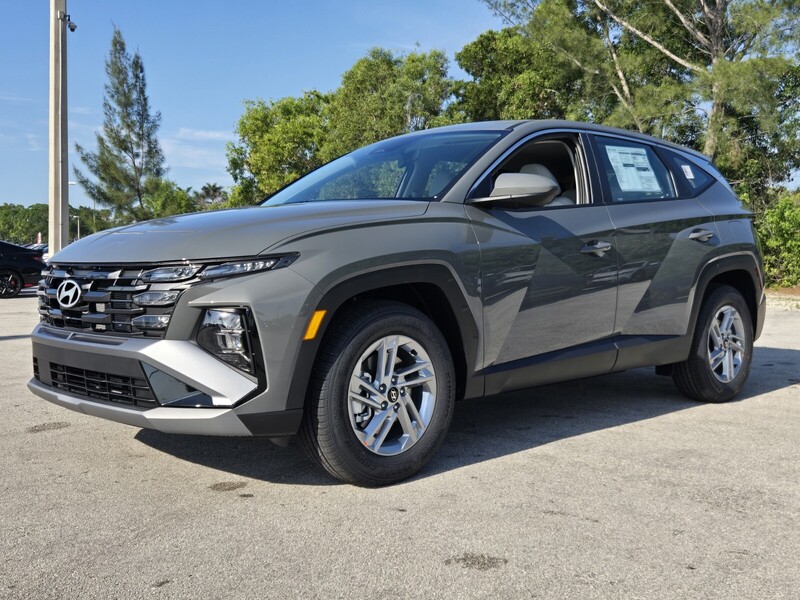 New 2026 HYUNDAI TUCSON SE FWD in DAVIE, FLORIDA
