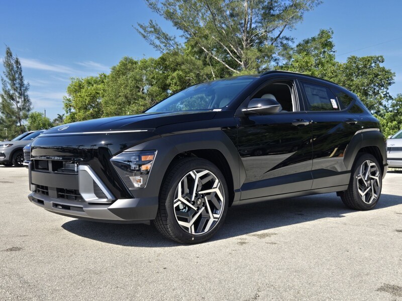New 2026 HYUNDAI KONA SEL PREMIUM FWD in DAVIE, FLORIDA