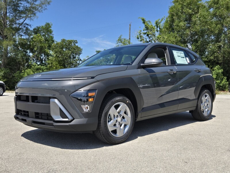 New 2026 HYUNDAI KONA SE FWD in DAVIE, FLORIDA