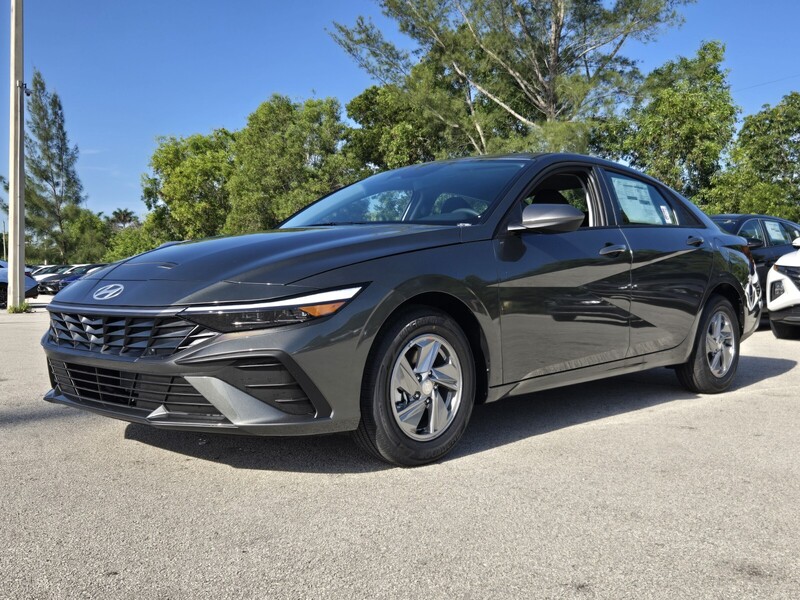 New 2026 HYUNDAI ELANTRA SE Sedan in DAVIE, FLORIDA