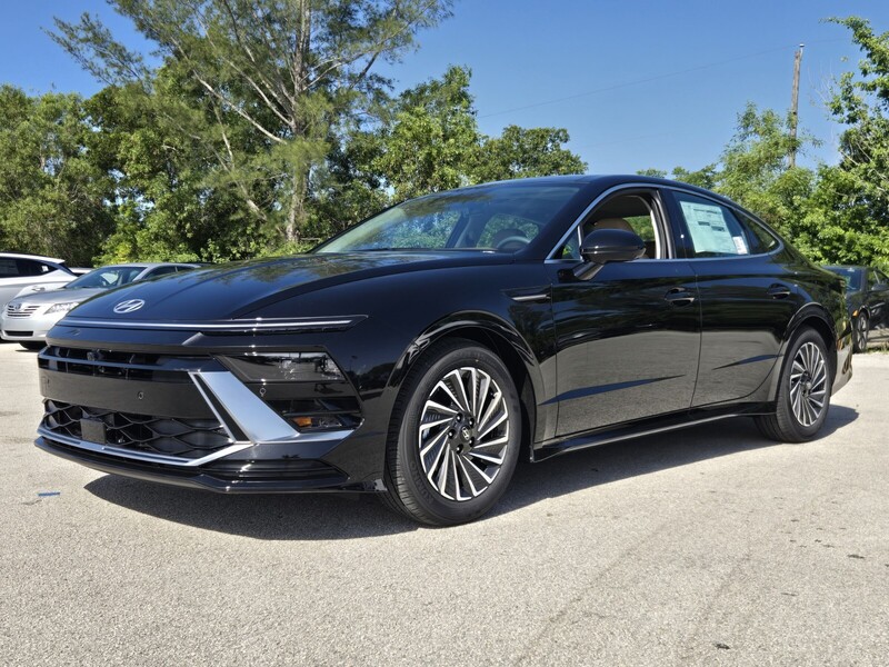 New 2026 HYUNDAI SONATA Limited FWD in DAVIE, FLORIDA