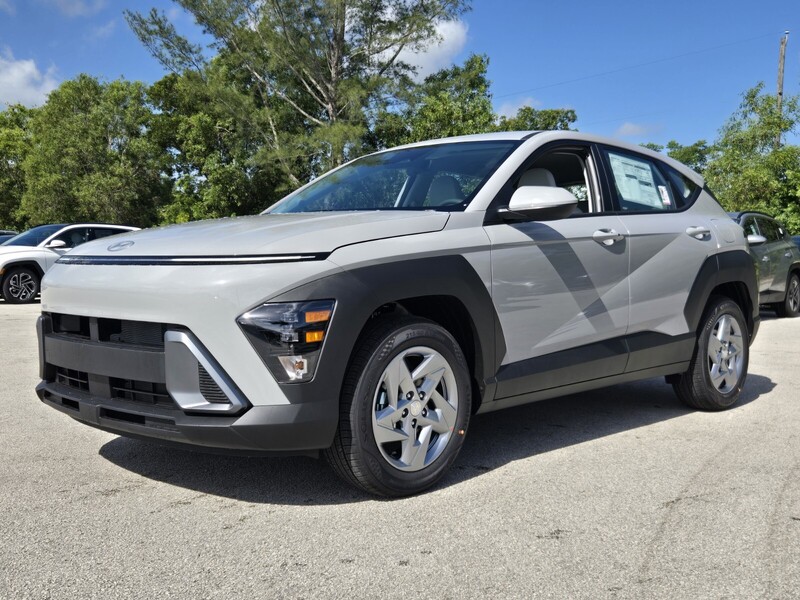 New 2026 HYUNDAI KONA SE FWD in DAVIE, FLORIDA