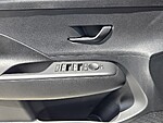 New 2026 HYUNDAI KONA SE FWD in DAVIE, FLORIDA (Photo 14)
