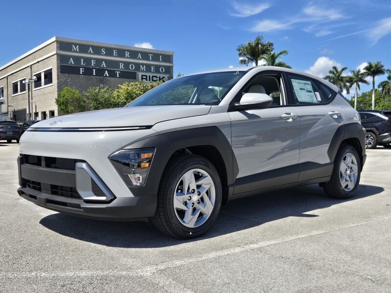 New 2026 HYUNDAI KONA SE FWD in DAVIE, FLORIDA
