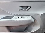 New 2026 HYUNDAI KONA SE FWD in DAVIE, FLORIDA (Photo 14)