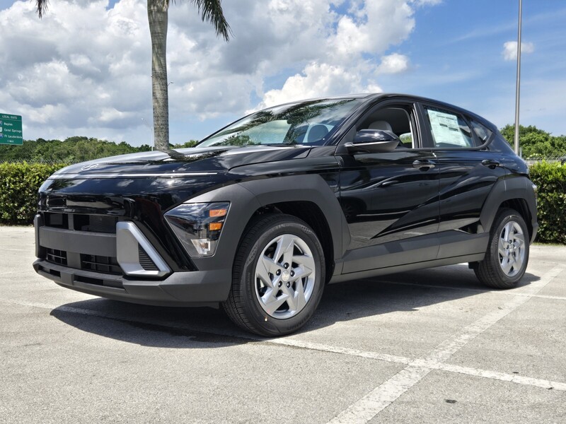 New 2026 HYUNDAI KONA SE FWD in DAVIE, FLORIDA