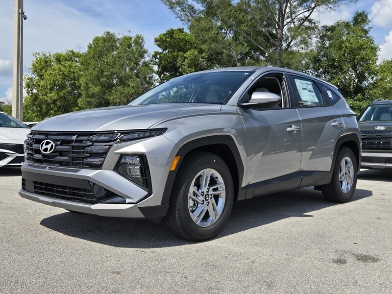 New 2026 HYUNDAI TUCSON SE FWD in DAVIE, FLORIDA