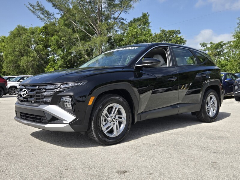New 2026 HYUNDAI TUCSON SE FWD in DAVIE, FLORIDA