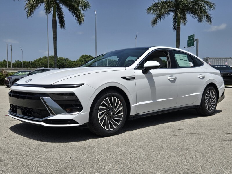 New 2026 HYUNDAI SONATA SEL FWD in DAVIE, FLORIDA