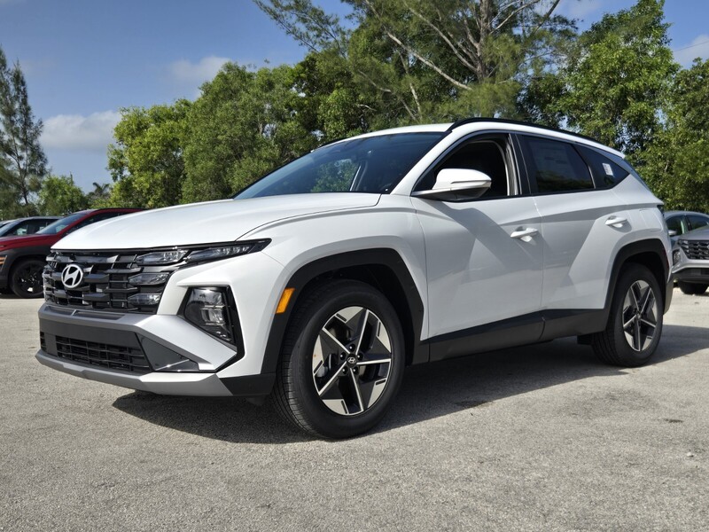 New 2026 HYUNDAI TUCSON SEL PREMIUM FWD in DAVIE, FLORIDA